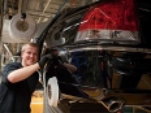 Volvo приключи със сегашното поколение на S60