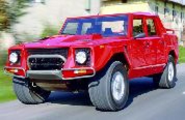 Lamborghini предпочита SUV пред седан