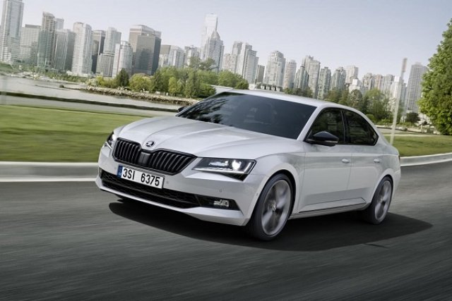 Skoda разкри Superb SportLine