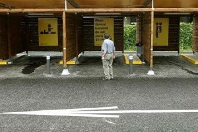 В Цюрих откриха първия автомобилен парк за секс-услуги