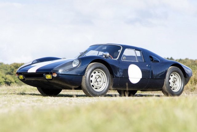 Девствено Porsche 904 GTS отива на търг