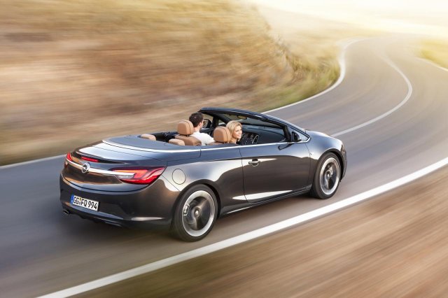 Това е Opel Cascada
