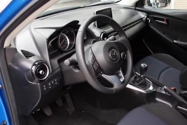 Новата Mazda2 отвътре