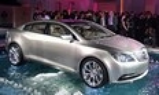 В Пекин Buick разкри заместникът на LaCrosse