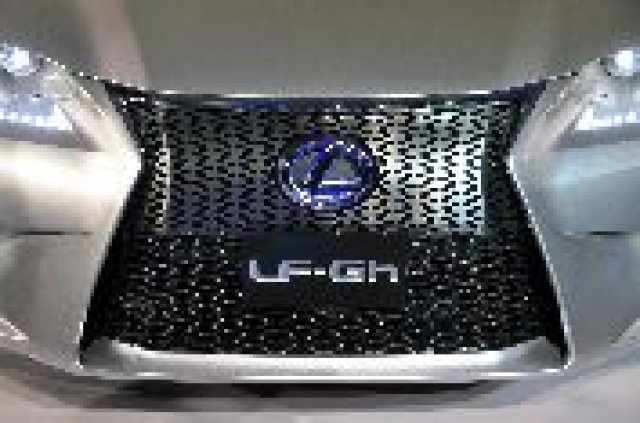LF-Gh - бъдещето на Lexus