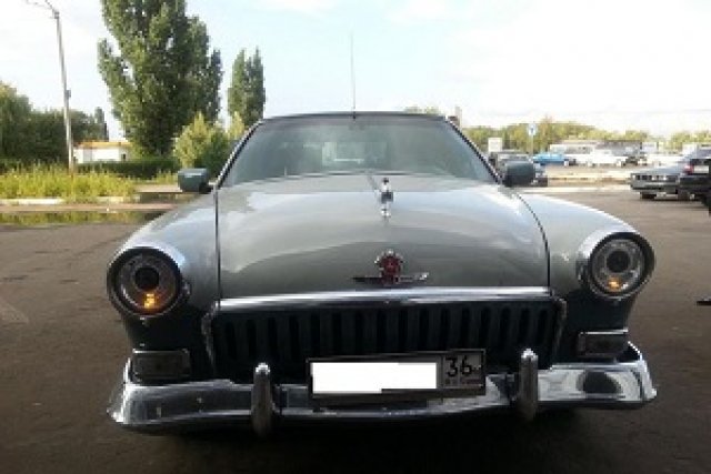 Да, това е BMW 750