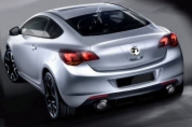 Новата Astra с три врати – „драматична и изваяна”