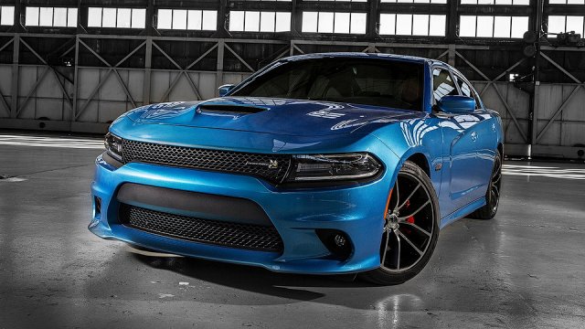 Dodge Charger преминава на 4 цилиндъра