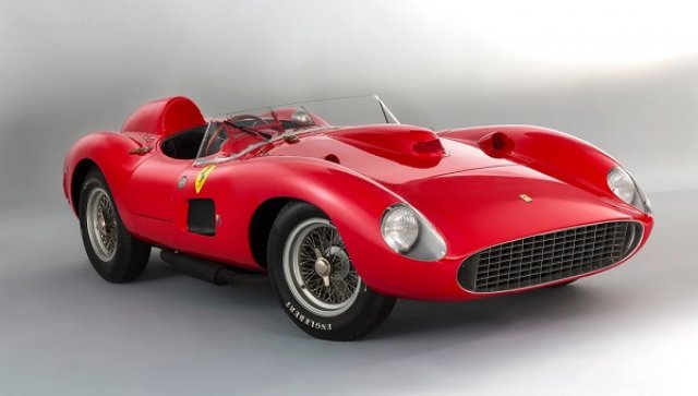 Ferrari 335 S Spider гони нов рекорд