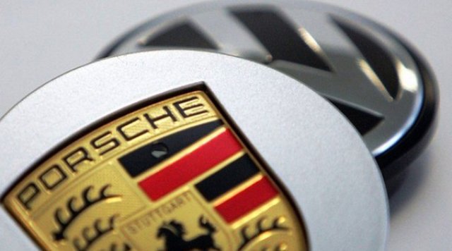 Германската прокуратура взе на мушка мениджъри на Porsche и VW