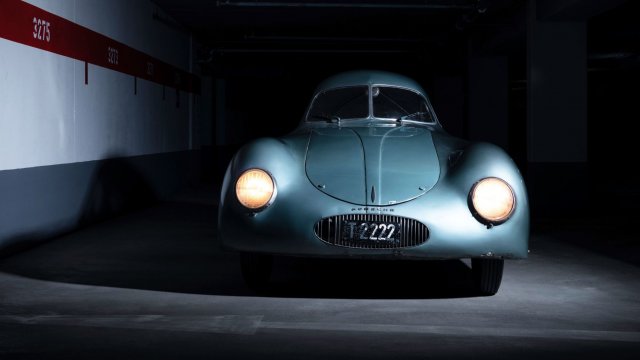 Porsche се отказа от първия си модел