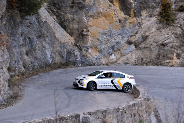 Opel Ampera - №1 на рали Монте Карло