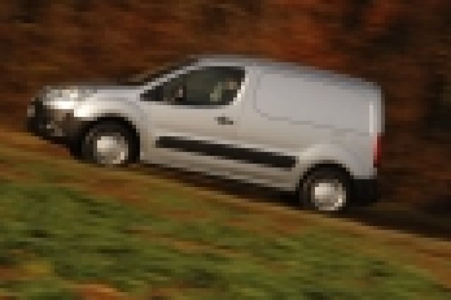 Французите правят електрически товарен автомобил