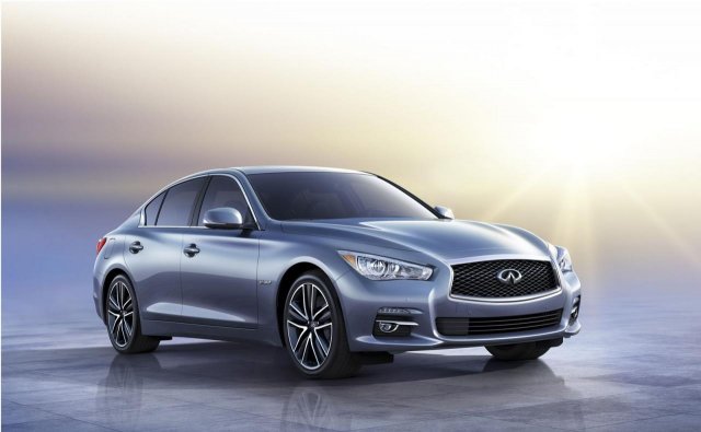 Турбо-бензин и икономичен дизел за новото Infiniti Q50