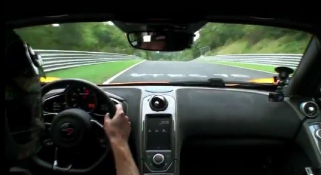 Видео - McLaren MP4-12C на Nürburgring