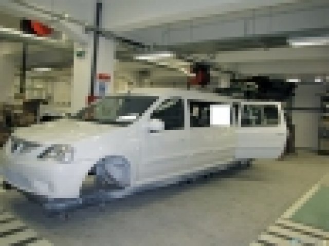 В Румъния правят лимузина на базата на Dacia Logan MCV