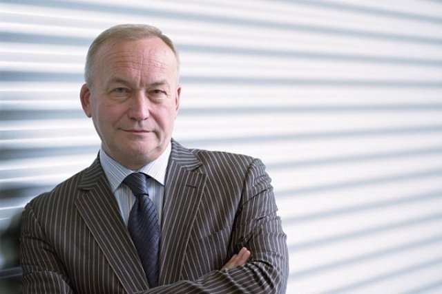 Авторът на „кинетичния“ дизайн подаде оставка