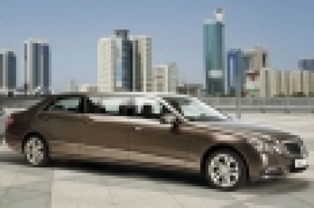 Binz направи лимузина с 6 врати от E-Class