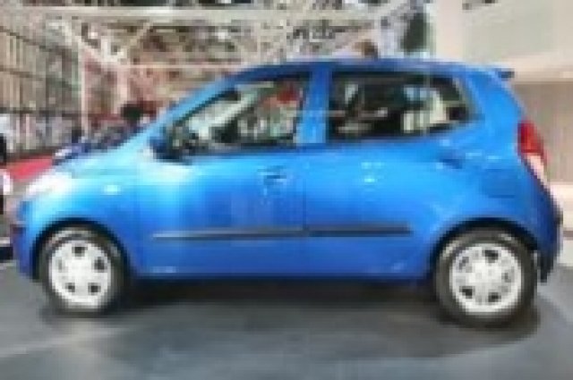 Hyundai представи новия „i10“ на автошоуто в Болоня