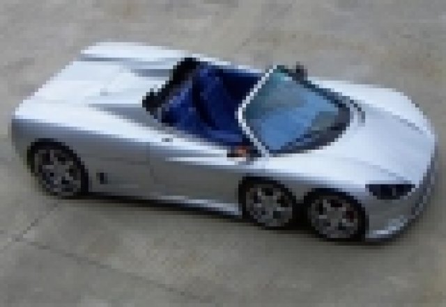 Covini започва производството на автомобил с шест колела