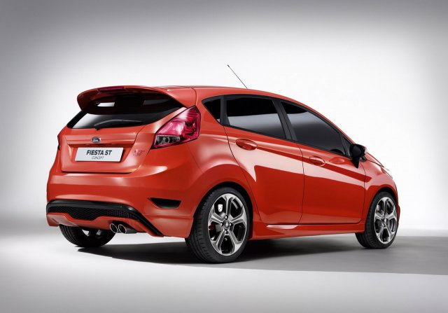 Fiesta ST с 5 врати в Лос Анджелис