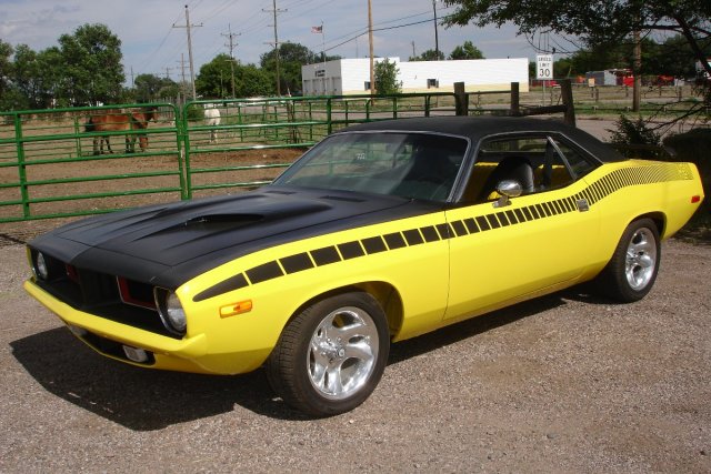 Chrysler сменя Dodge Challenger с нова Barracuda
