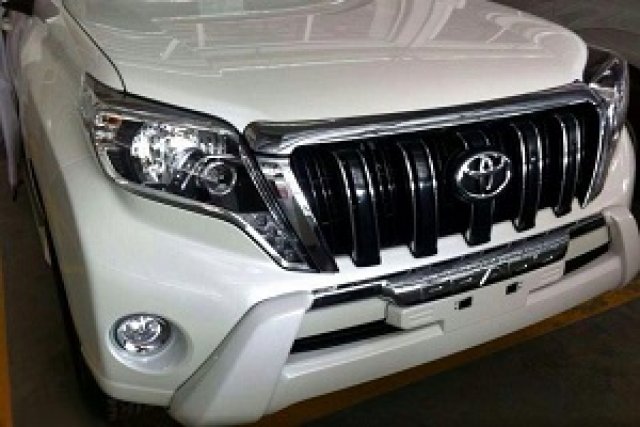 Обновените Toyota Land Cruiser и Lexus GX