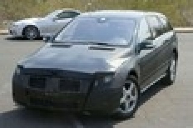 Mercedes-Benz ще модернизира R-Клас