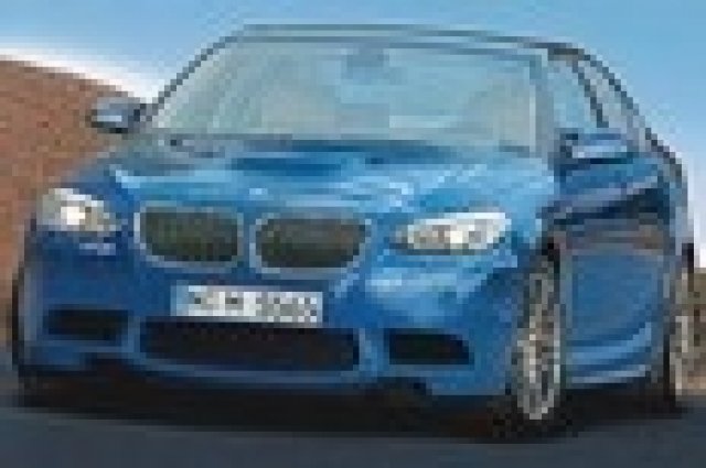 BMW готви новия М5