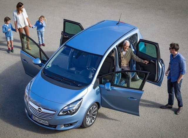 Третият Opel Meriva също става кросовър