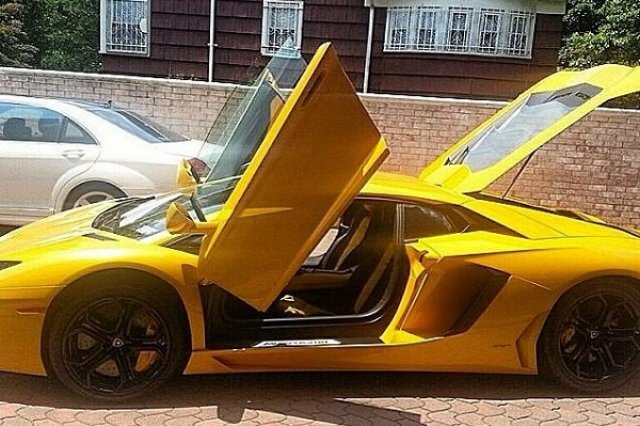 Рапърът 50 Cent продава Lamborghini Aventador