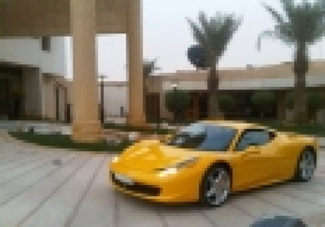 Пожар на Хийтроу унищожи кола за $469 хиляди долара, превозвачът иска да компенсира с $46 хиляди