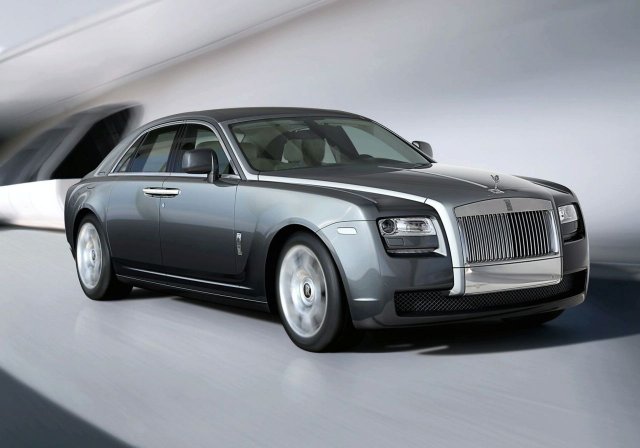 Джипът на Rolls-Royce зависи от новото BMW X7