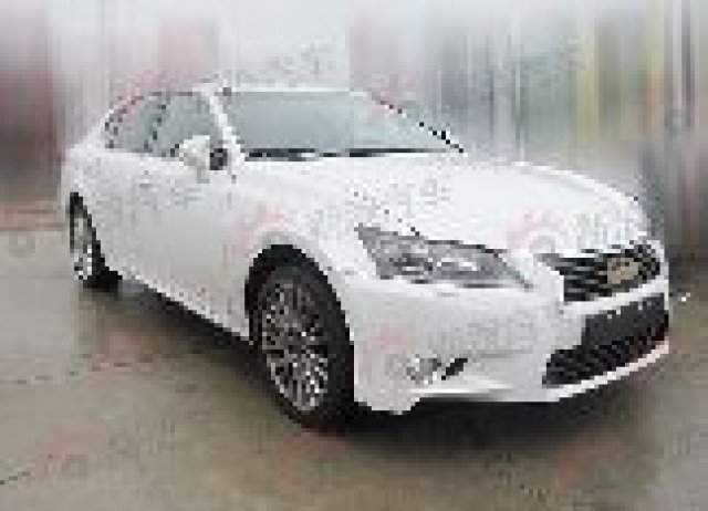 Това е Lexus GS 2012