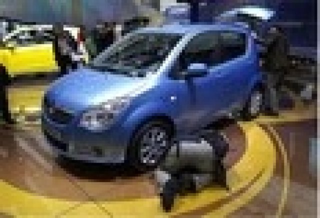 Автомобилните салони – рай за шпионите