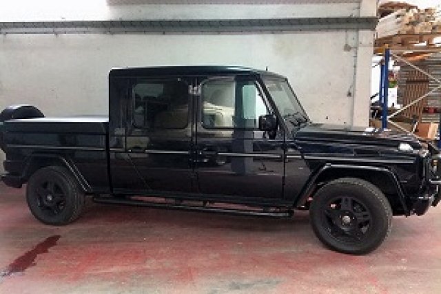 Фермер превърна G-Class в пикап