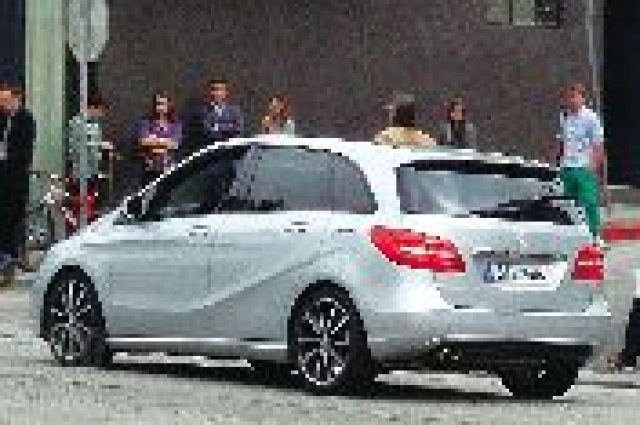 Идва новата B-Class на Mercedes