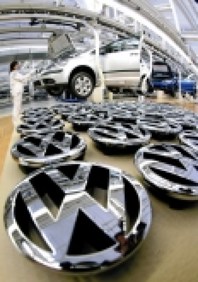 VW готви двойни продажби в САЩ