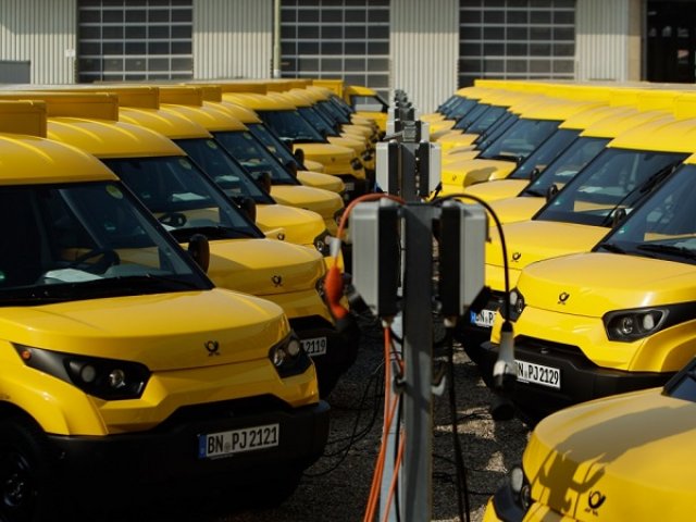 DHL шокира Volkswagen със свои собствени бусове