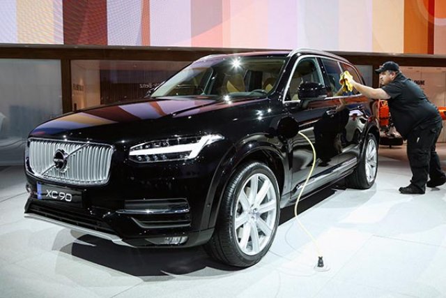 Volvo събра половин милиард долара от пенсии