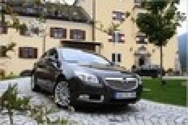 Opel представи новия Insignia на бляскава церемония