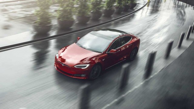 Коя е любимата Tesla на Мъск