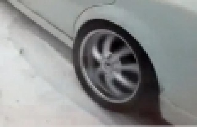 Mercedes E-class или Rolls-Royce Phantom