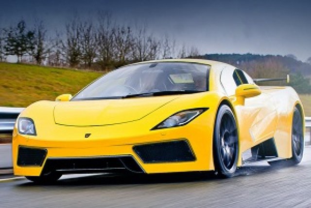 Британци предизвикват Lamborghini Huracan