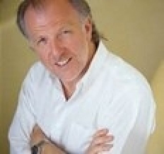 И босът на Prodrive в хеликоптерна катастрофа