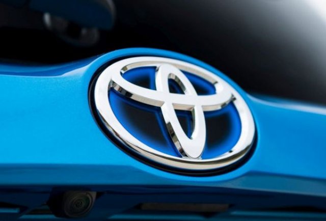 Тръмп постави ултиматум и на Toyota