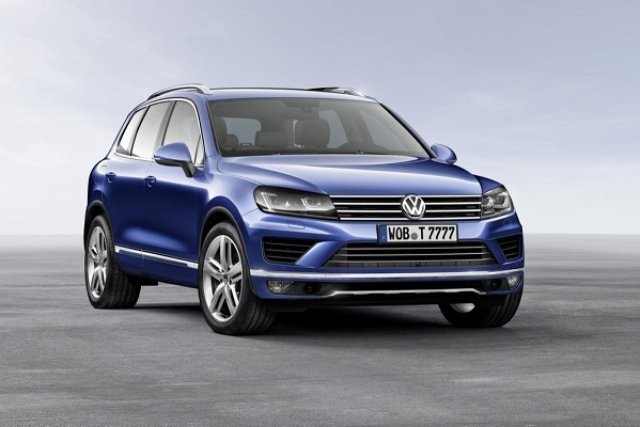 Първи снимки на обновения Touareg