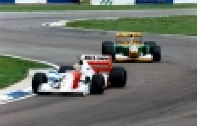 Болиди на Сена и Шумахер пристигат в България