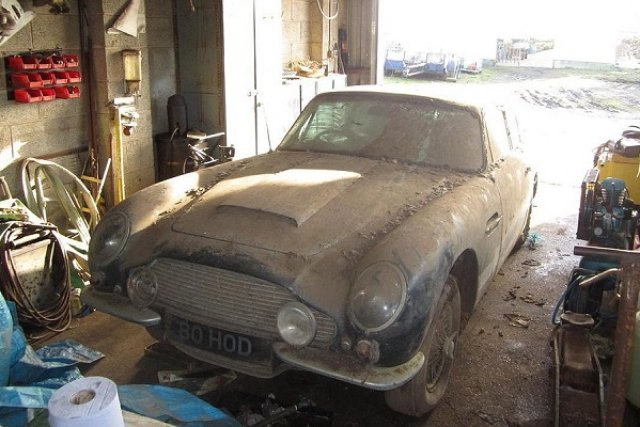 Ръждясали антики се продават за луди пари