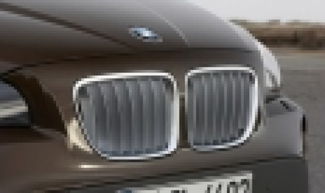 Първи официални тийзъри на BMW X1